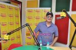 Vinay Pathak promotes Bheja Fry 2 on 98.3 FM Radio Mirchi on 12th June 2011 (15).JPG
